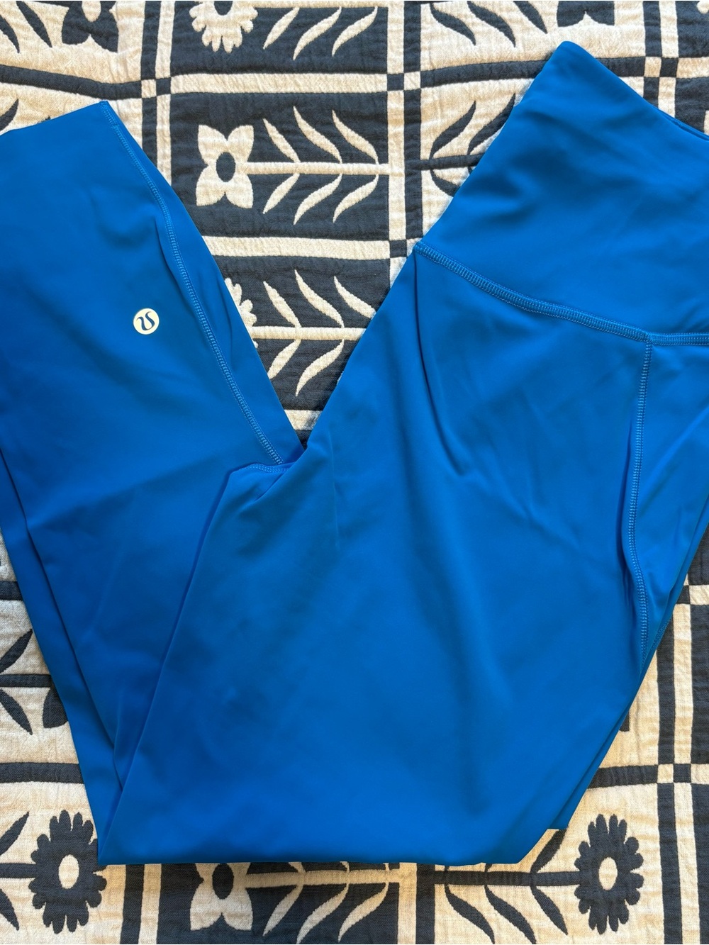 Lululemon Base Pace High Rise Leggings 25" - Size 6